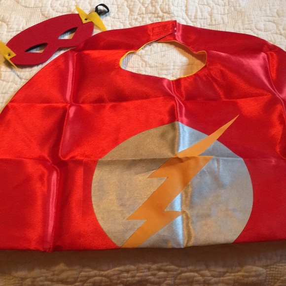 Superhero capes w masks - Picture 5 of 5